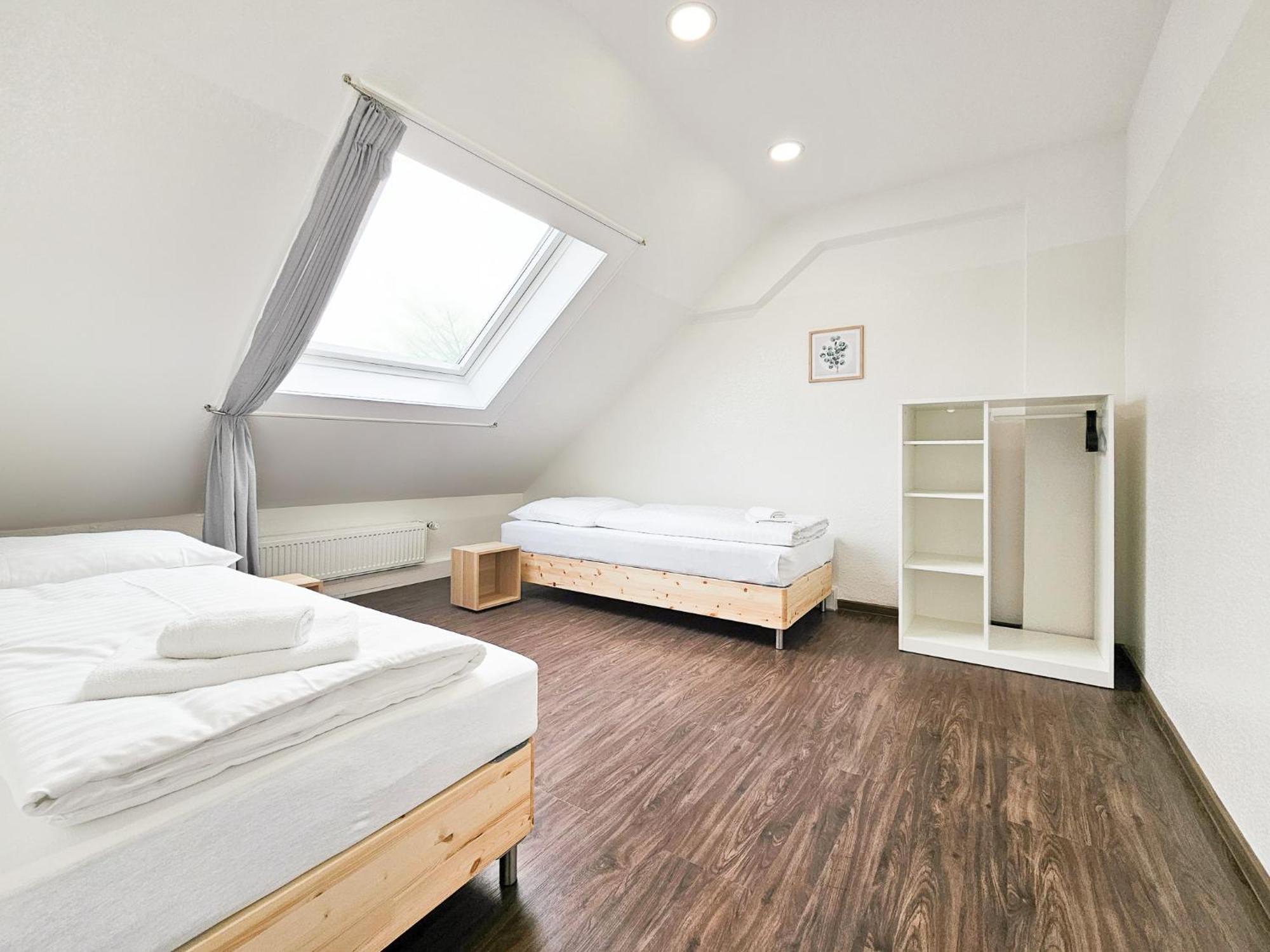 Raj Living - City Center Apartments With 5 Rooms - 10 Min Messe Dus Düsseldorf Esterno foto