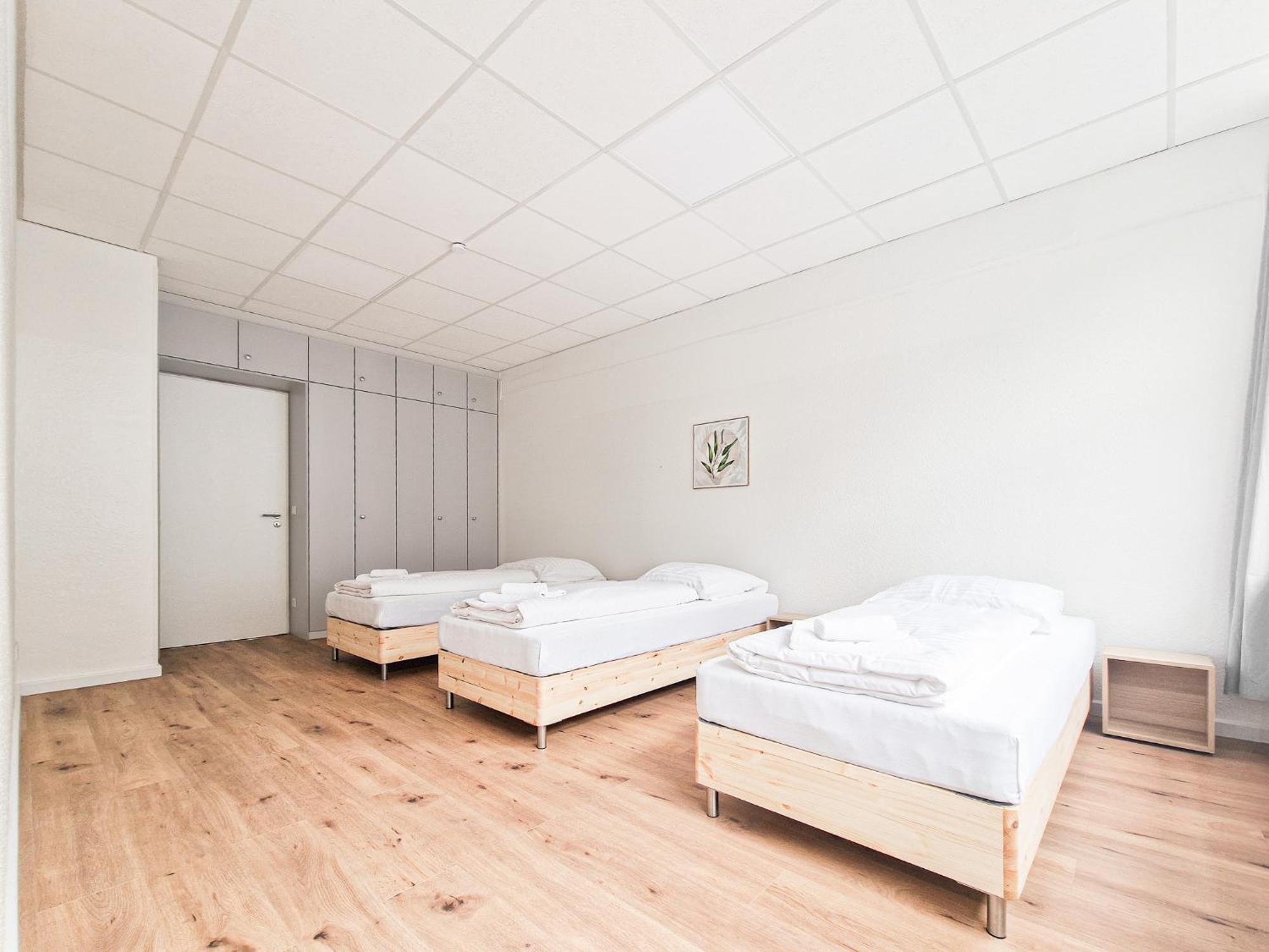 Raj Living - City Center Apartments With 5 Rooms - 10 Min Messe Dus Düsseldorf Esterno foto