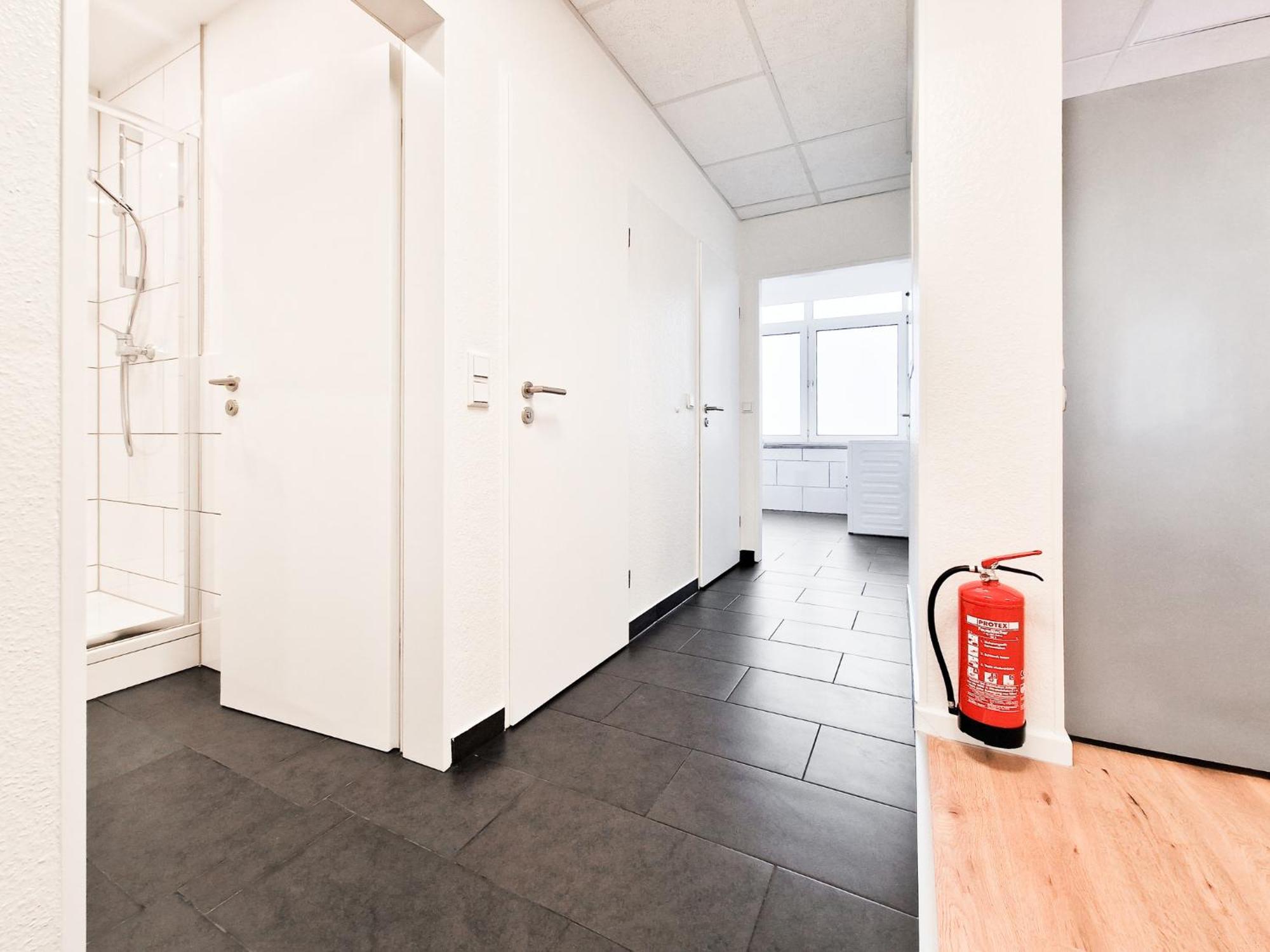 Raj Living - City Center Apartments With 5 Rooms - 10 Min Messe Dus Düsseldorf Esterno foto