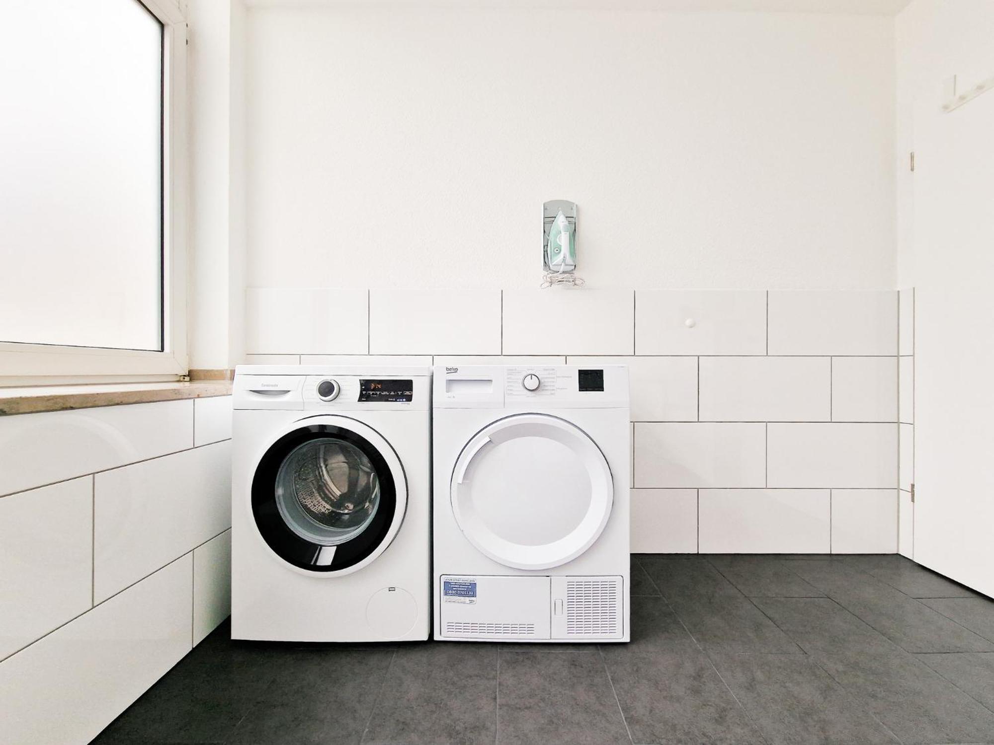 Raj Living - City Center Apartments With 5 Rooms - 10 Min Messe Dus Düsseldorf Esterno foto