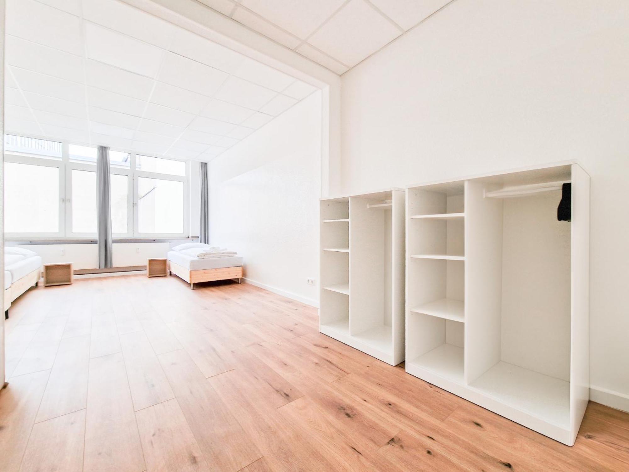 Raj Living - City Center Apartments With 5 Rooms - 10 Min Messe Dus Düsseldorf Esterno foto